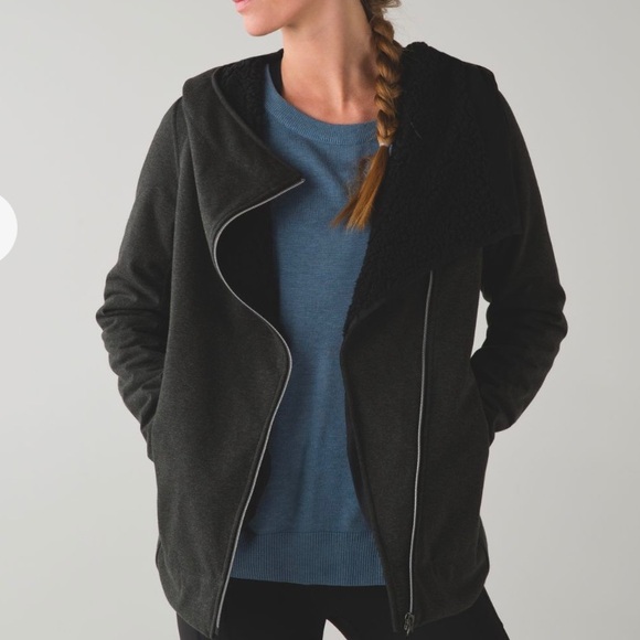 Lululemon Cozy Up Buttercup Jacket Coat in Charcoal Gray / Black Size 6 - Picture 10 of 17